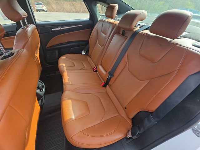 Used 2019 Ford Fusion Titanium FWD image 23