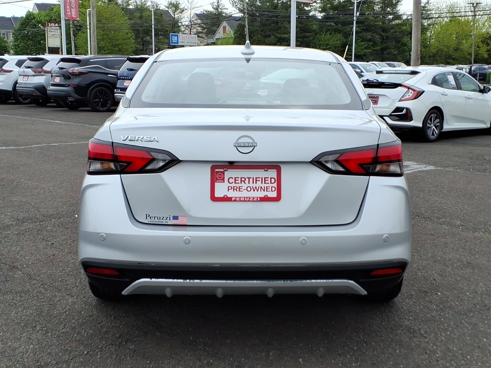 Certified 2025 Nissan Versa SV FWD image 4