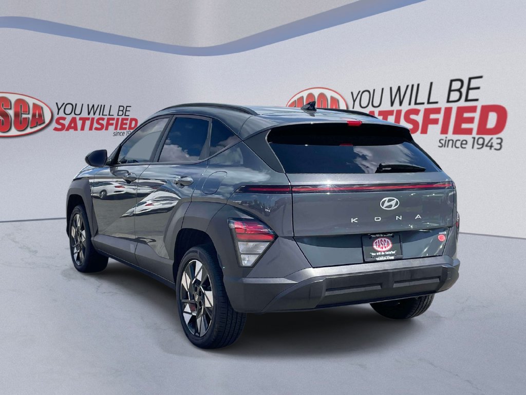 Certified 2025 Hyundai Kona SEL AWD/4WD image 8