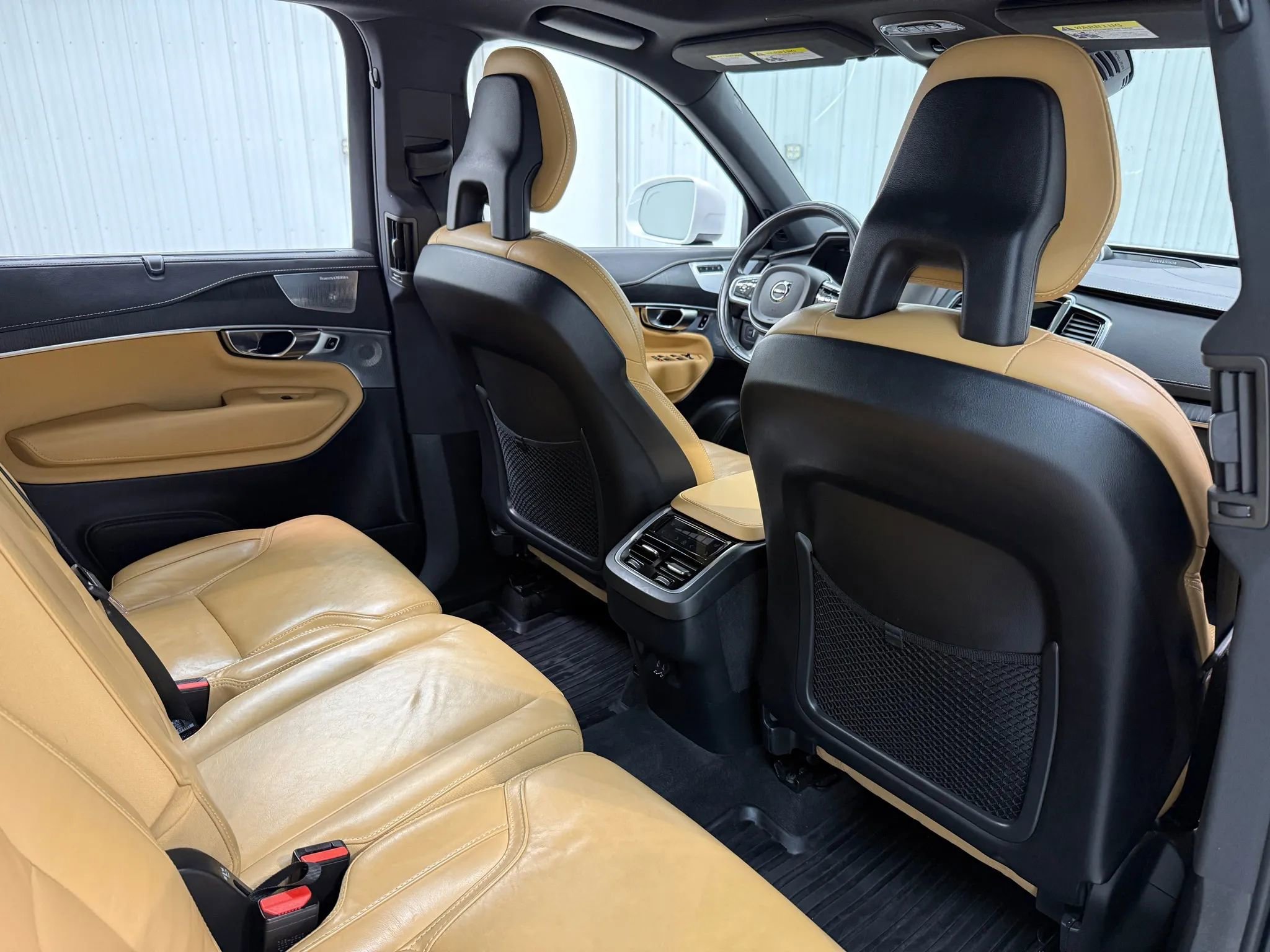 Used 2021 Volvo XC90 T6 Inscription w/ Advanced Package image 18