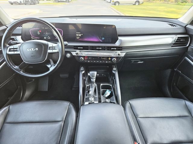 Used 2025 Kia Telluride S image 15
