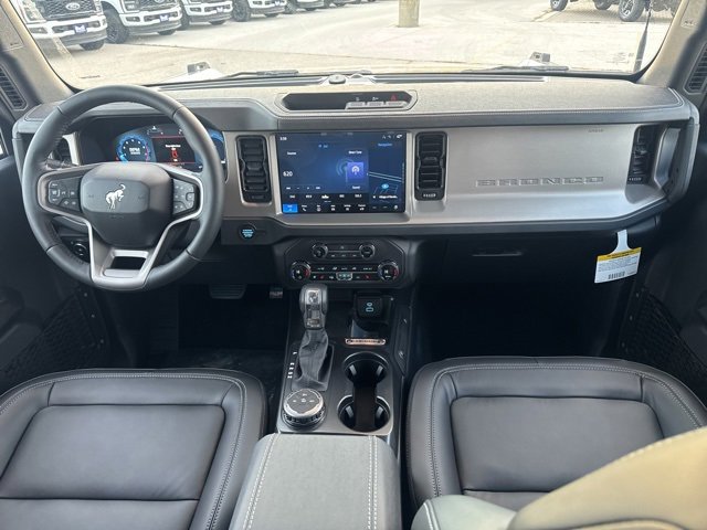 New 2025 Ford Bronco Outer Banks image 15
