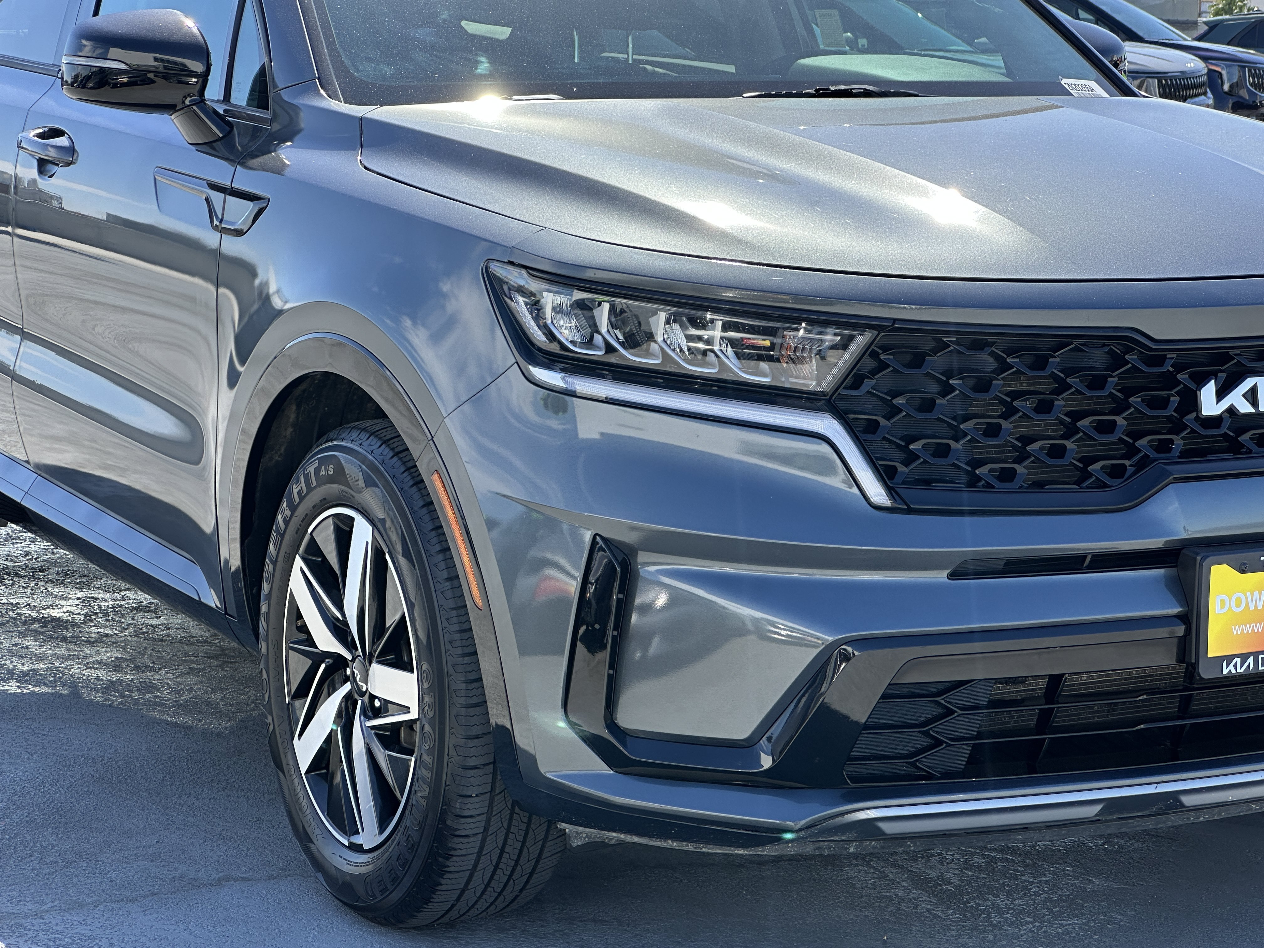 Certified 2023 Kia Sorento S FWD image 11