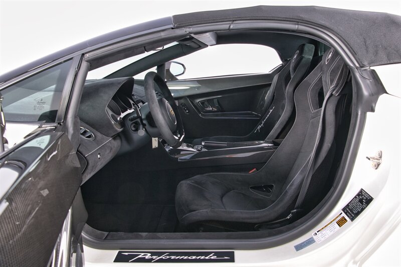 Used 2012 Lamborghini Gallardo LP 570-4 Performante AWD/4WD image 22