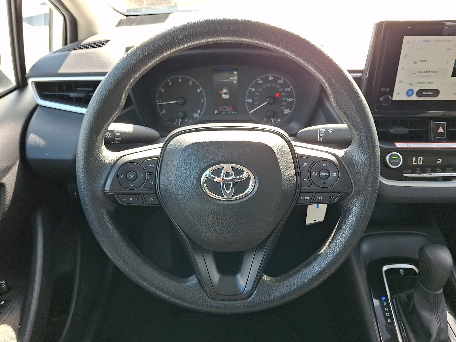 Used 2025 Toyota Corolla LE FWD image 20