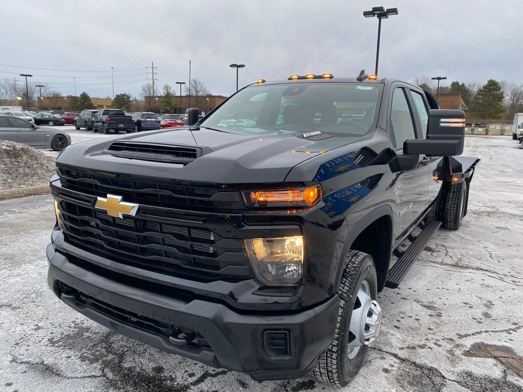 New 2025 Chevrolet Silverado 3500 W/T image 3