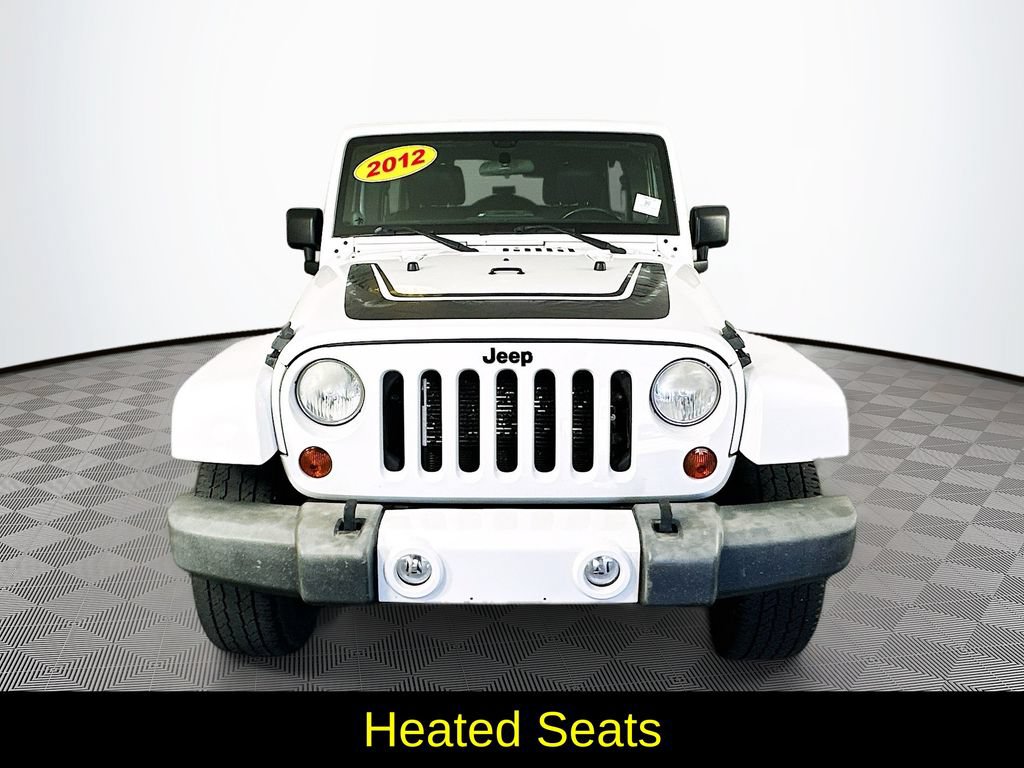 Used 2012 Jeep Wrangler Unlimited Sahara AWD/4WD image 4