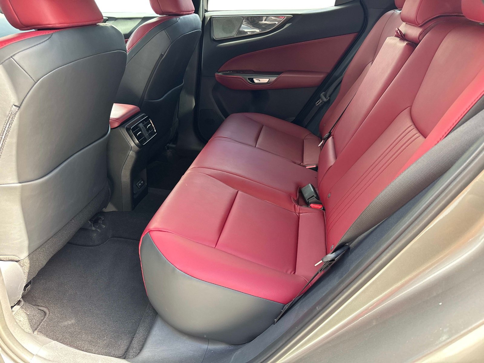 Certified 2025 Lexus NX 250 FWD w/ Accessory Package (Z1) image 15