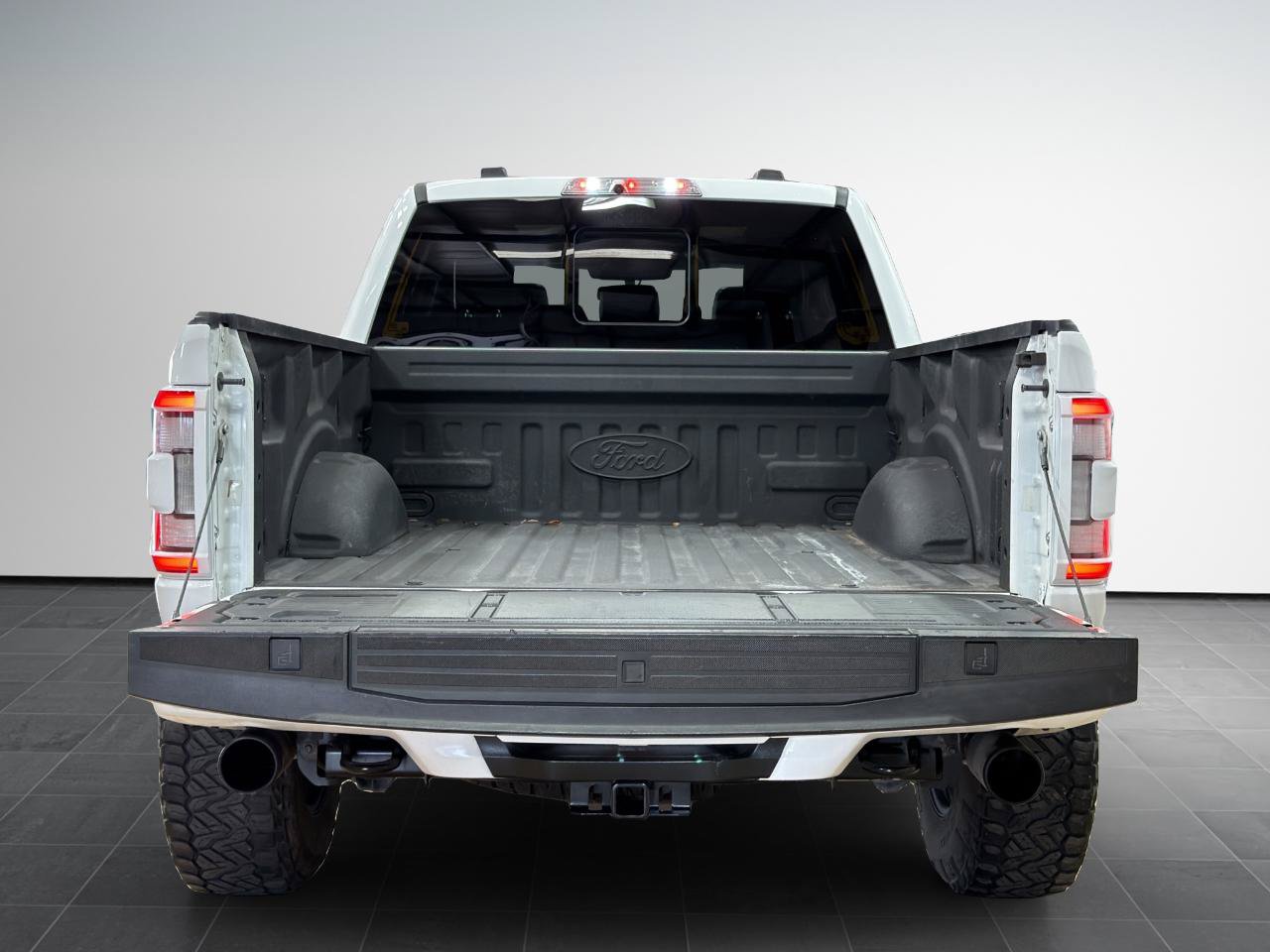 Used 2022 Ford F150 Raptor w/ Equipment Group 801A High AWD/4WD image 7
