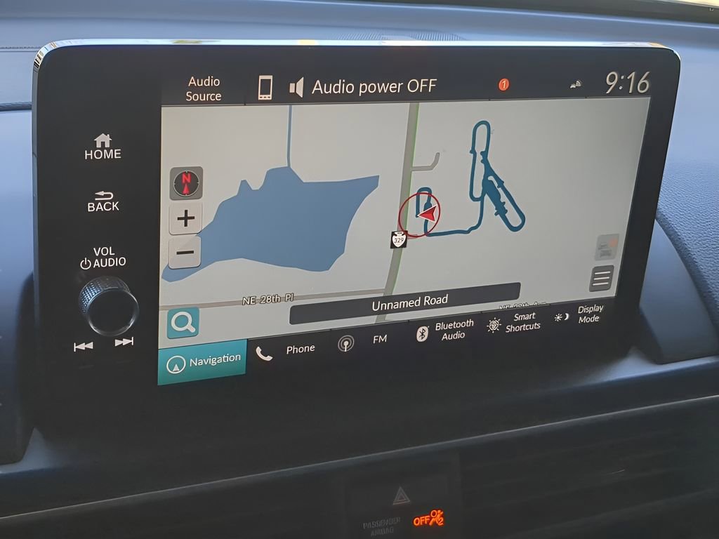 Used 2025 Honda Pilot Black Edition image 21