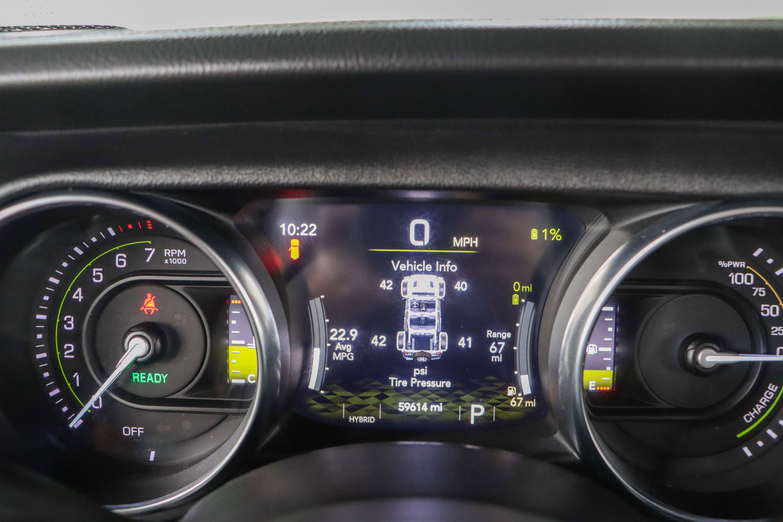 Used 2022 Jeep Wrangler Unlimited Sahara w/ Cold Weather Group image 17