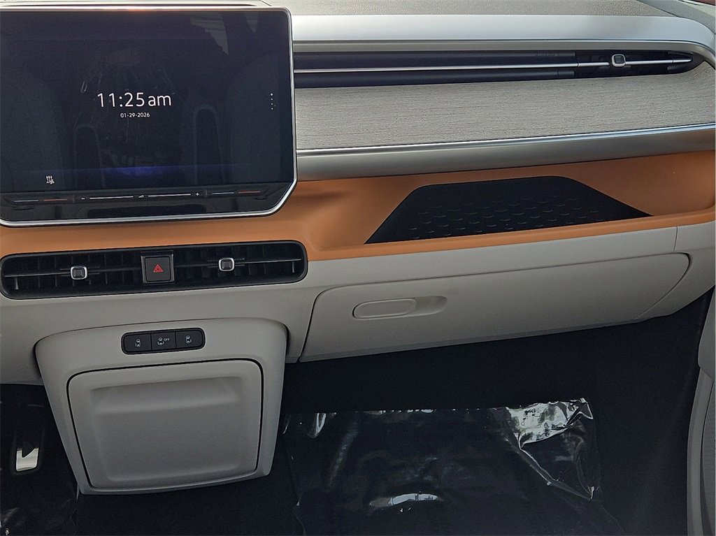 New 2025 Volkswagen ID. Buzz 1st Edition image 14