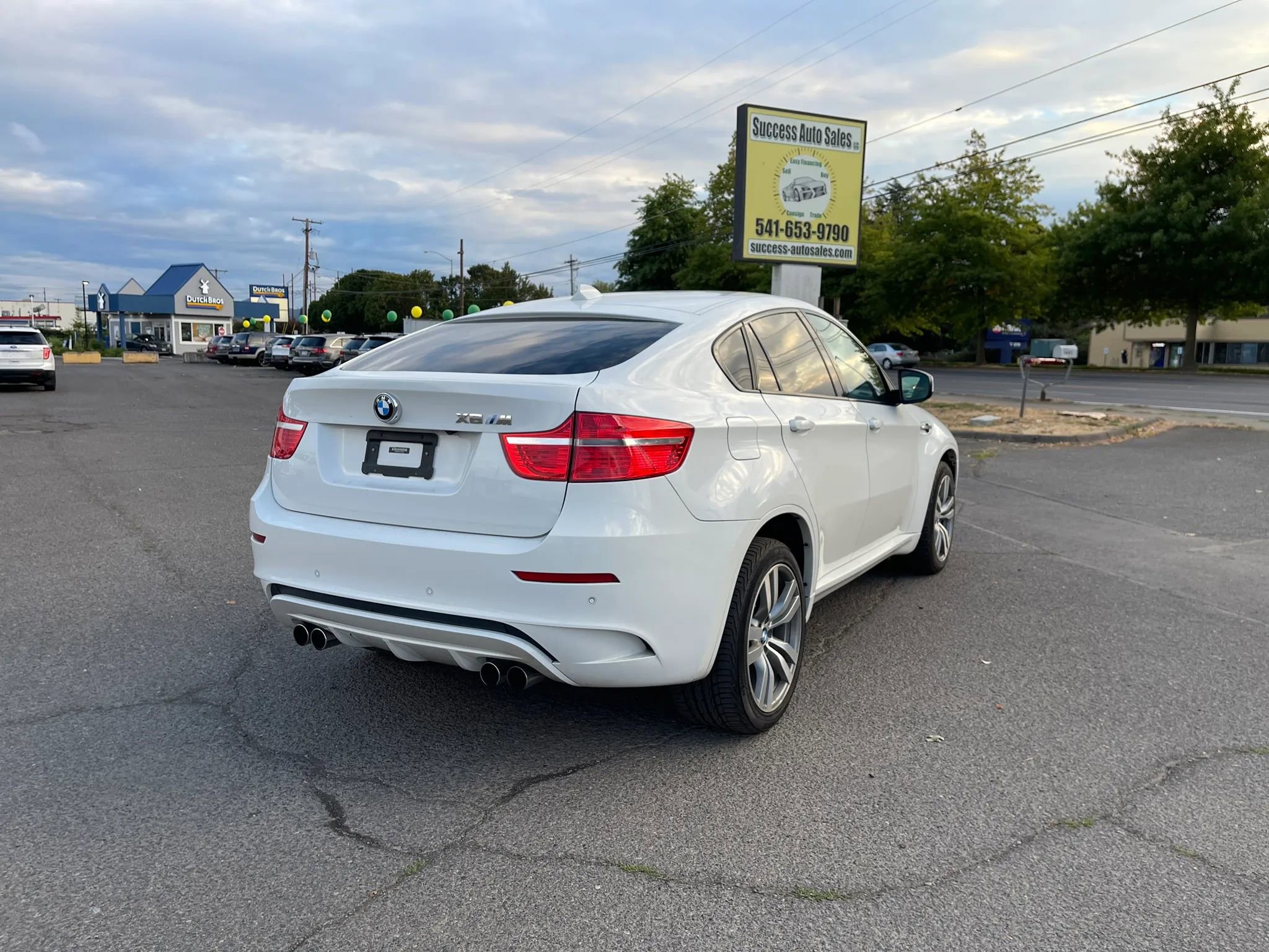 Used 2012 BMW X6 M image 3