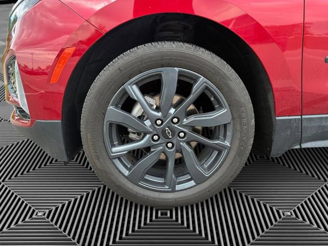 Certified 2022 Chevrolet Equinox RS w/ RS Leather Package AWD/4WD image 9