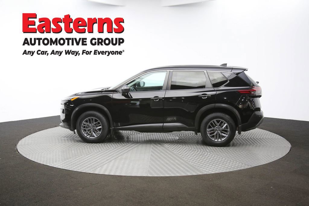 Used 2022 Nissan Rogue S image 57