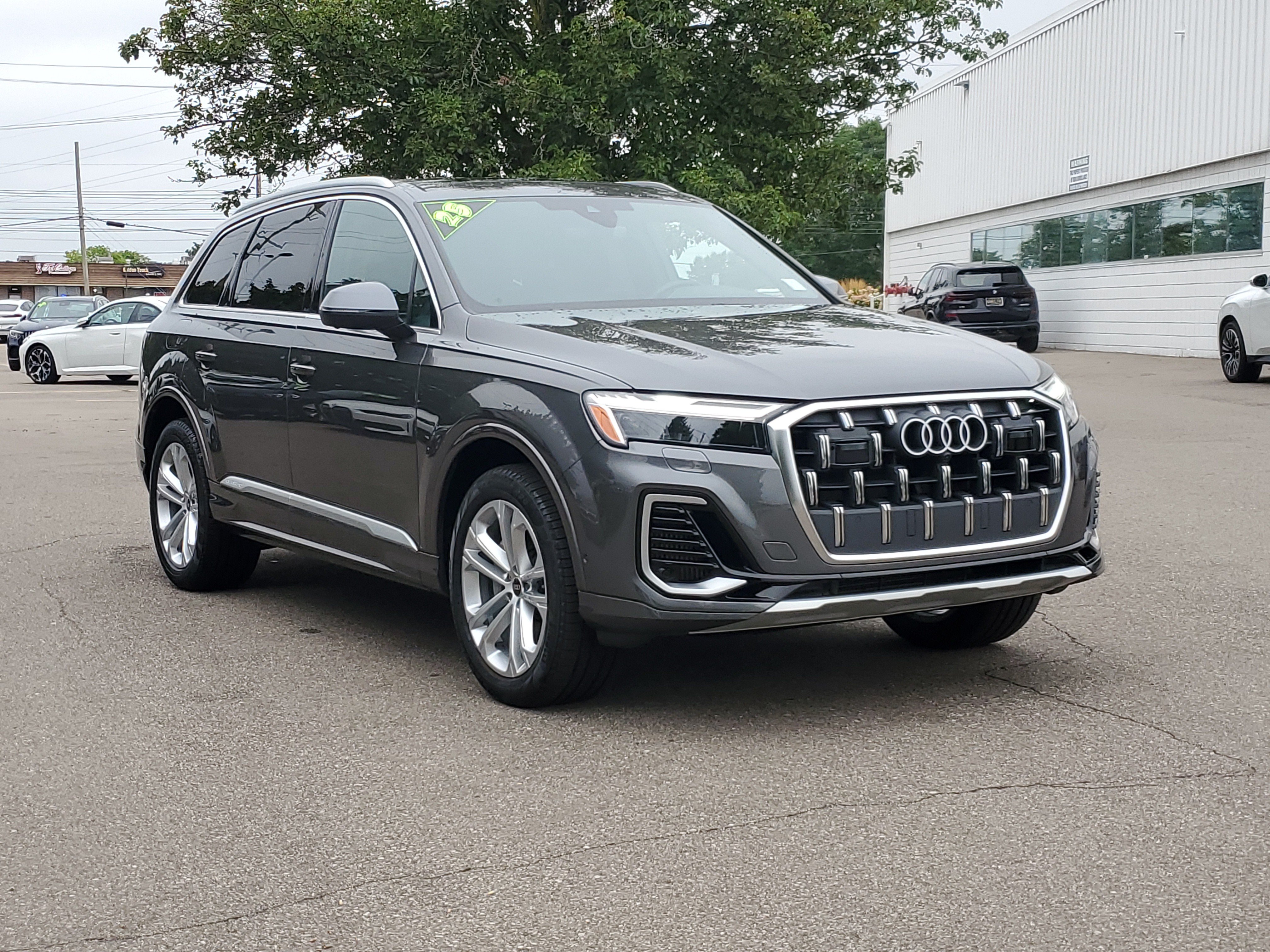 Used 2025 Audi Q7 3.0T Premium Plus AWD/4WD image 7
