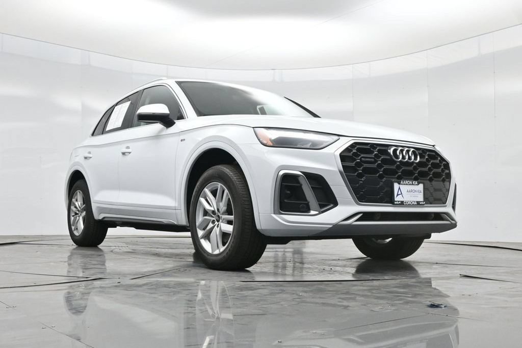 Used 2023 Audi Q5 2.0T Premium w/ Convenience Package AWD/4WD image 53