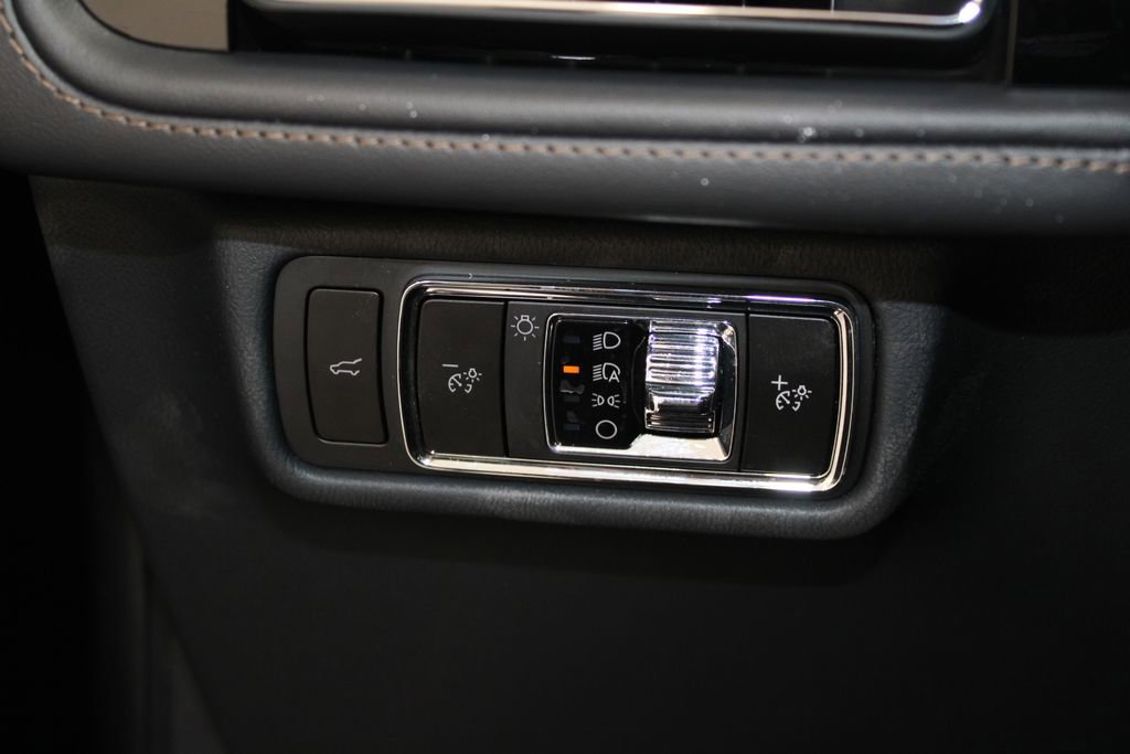 New 2026 Lincoln Aviator 2WD image 45