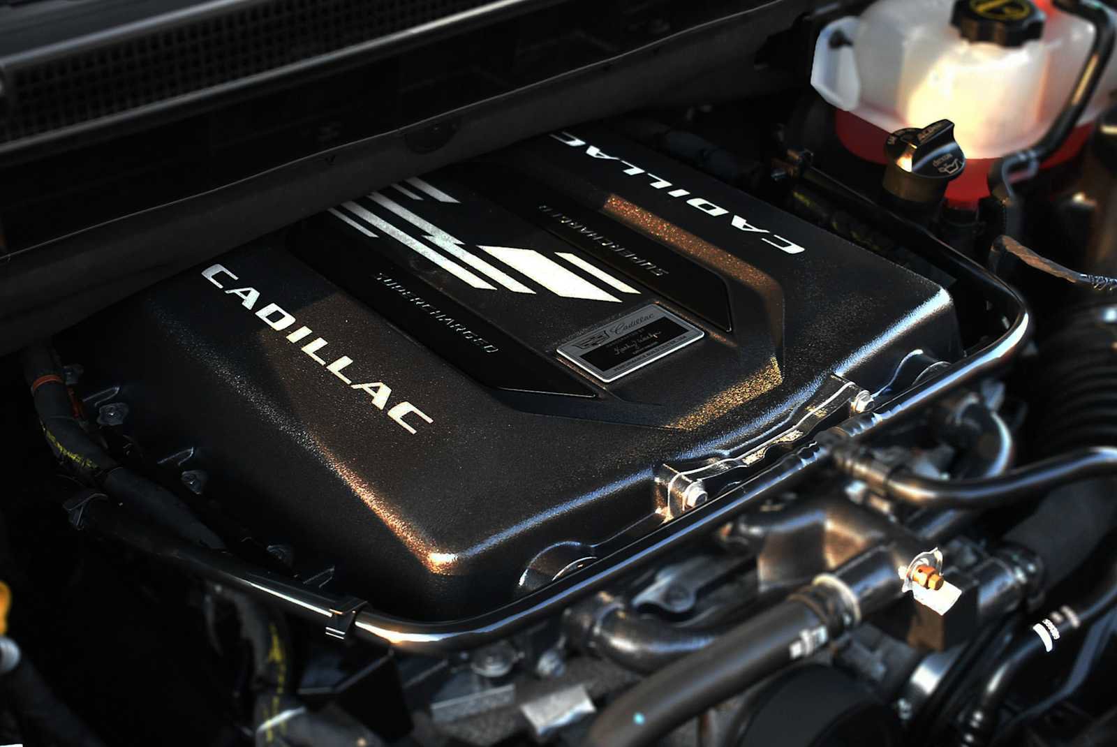 Used 2024 Cadillac Escalade ESV V image 36