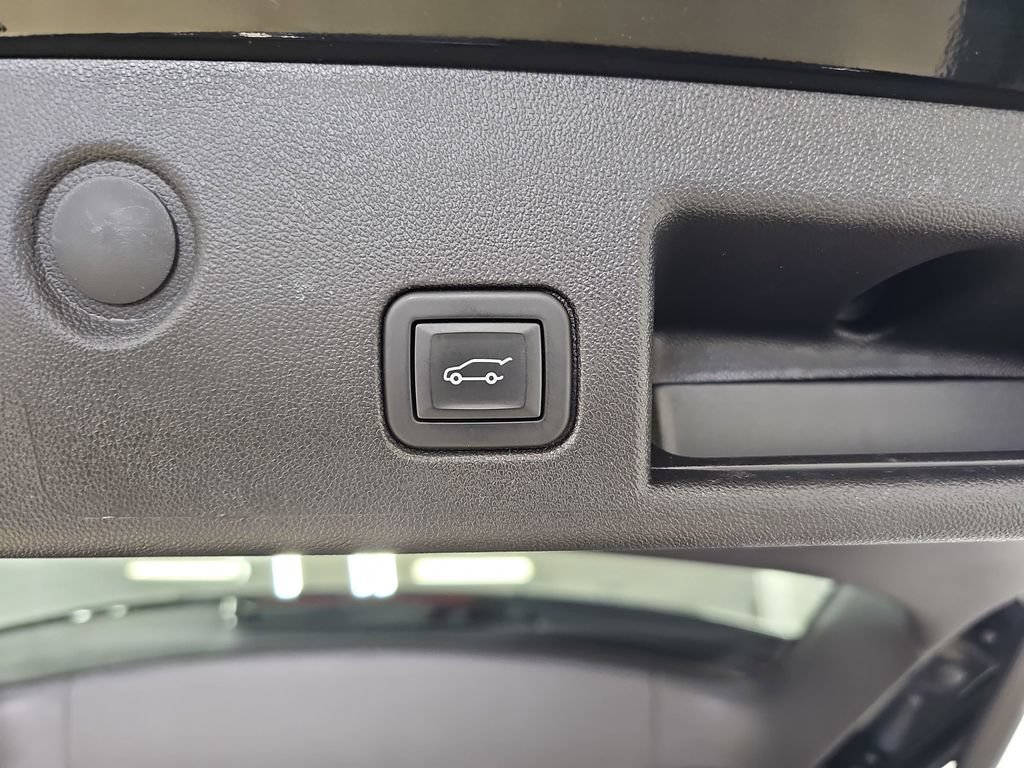 Certified 2024 Chevrolet Equinox LT AWD/4WD image 17