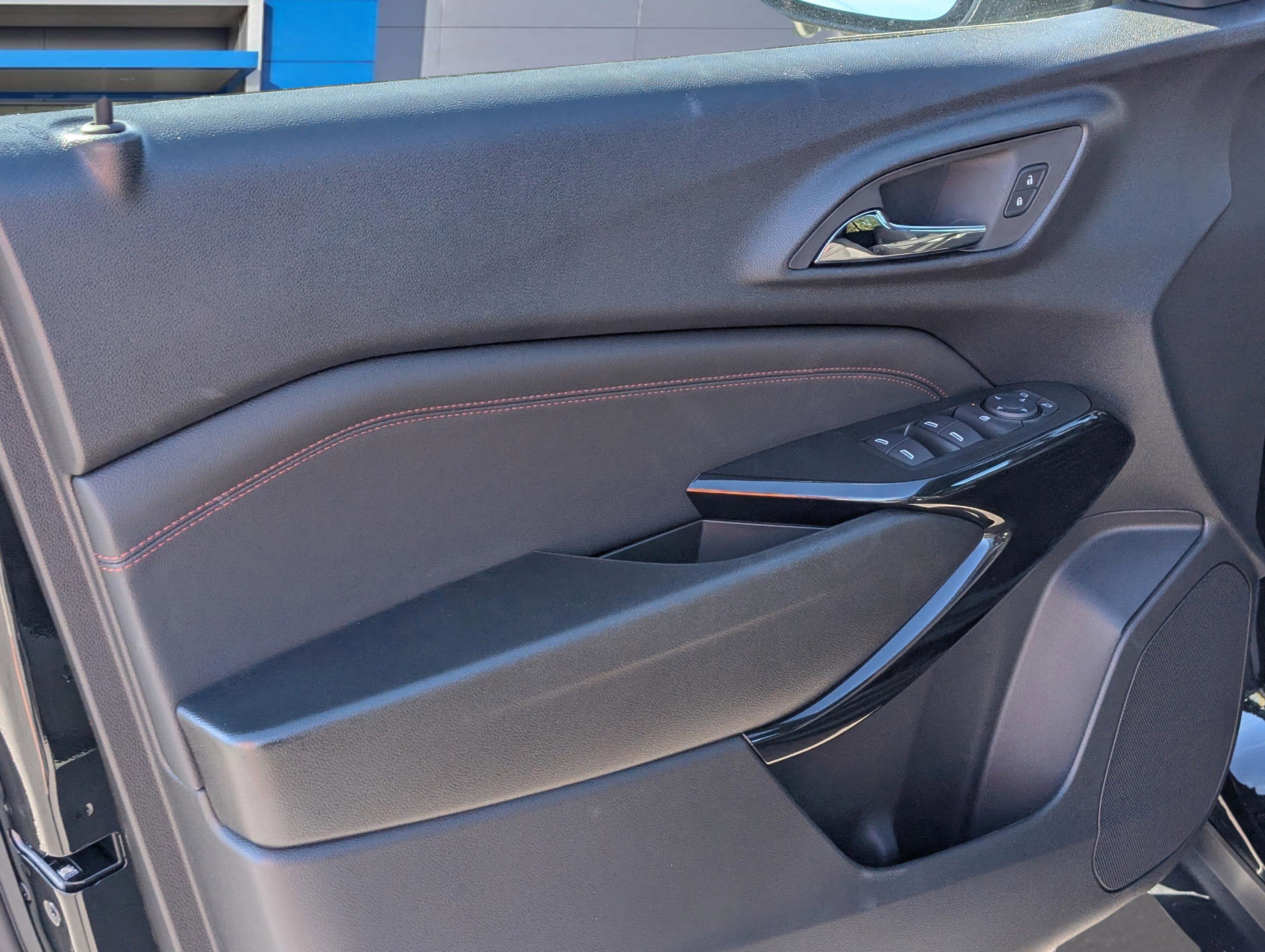 New 2026 Chevrolet Trax RS image 15