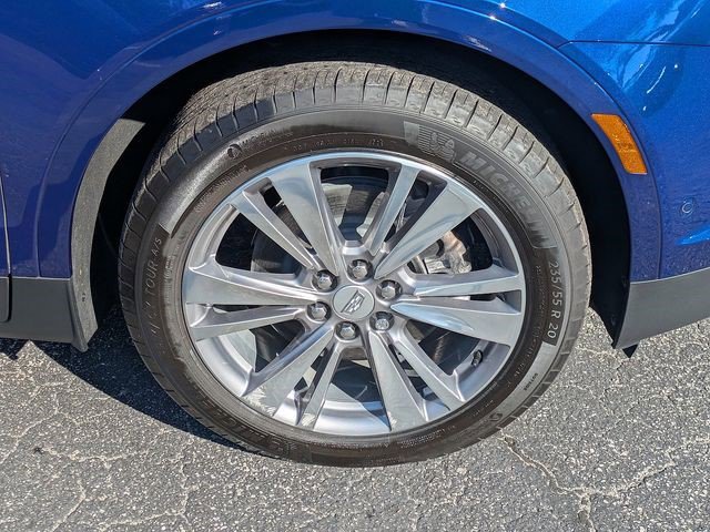 Certified 2025 Cadillac XT5 Premium Luxury w/ Technology Package AWD/4WD image 11
