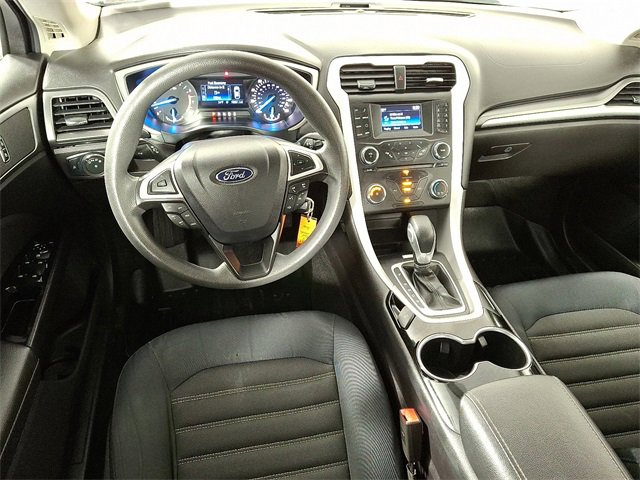 Used 2015 Ford Fusion SE video 2