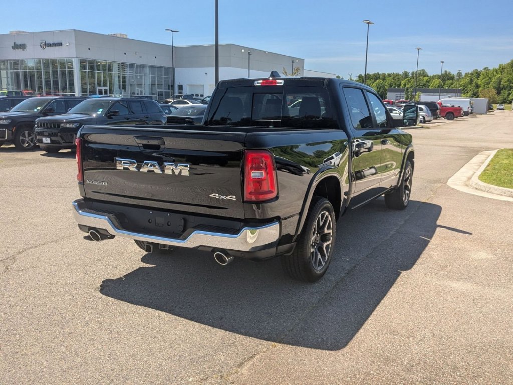 New 2026 RAM 1500 Laramie AWD/4WD image 5