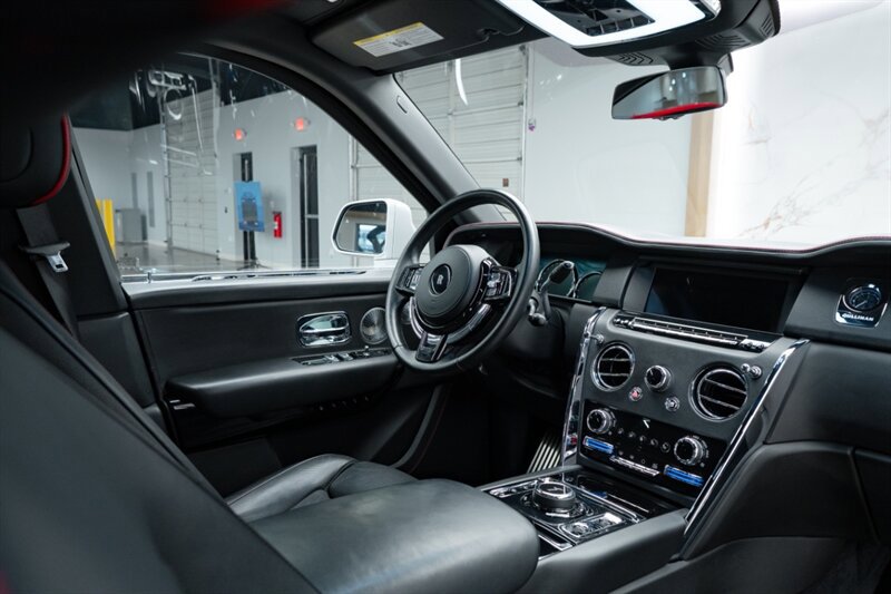 Used 2020 Rolls-Royce Cullinan image 4