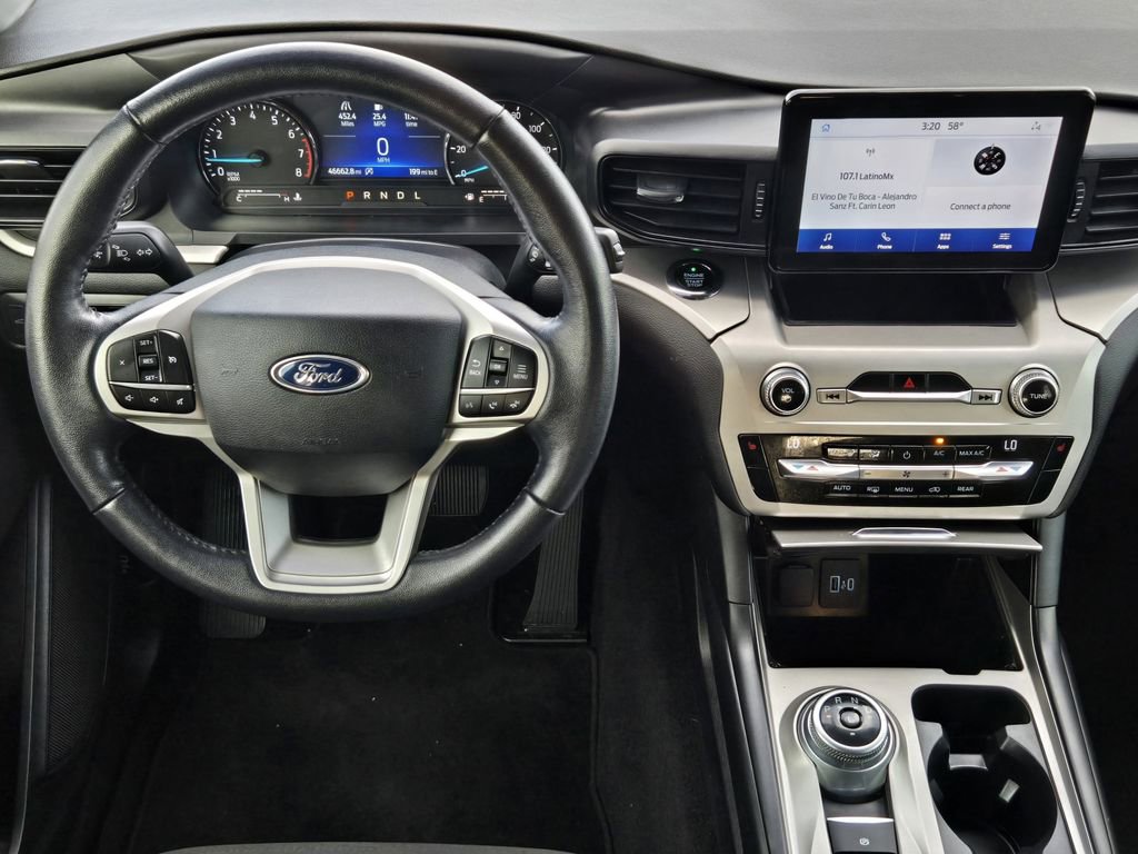 Used 2021 Ford Explorer XLT image 24