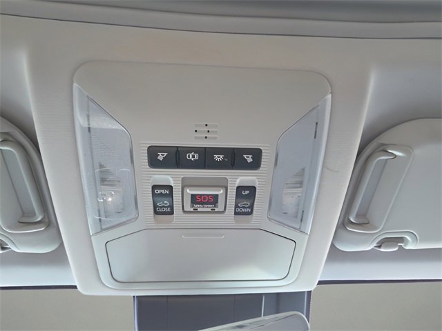 Used 2019 Toyota RAV4 XLE image 36