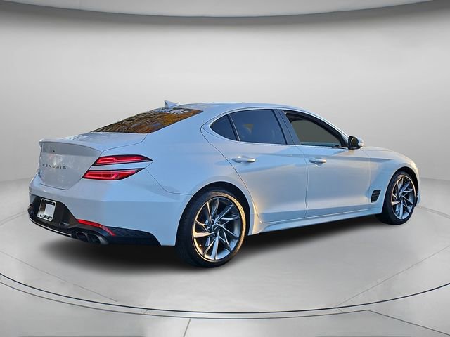 Used 2022 Genesis G70 2.0T image 8
