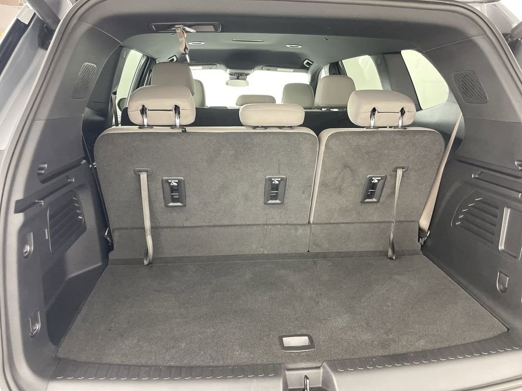 New 2025 GMC Acadia Elevation image 25