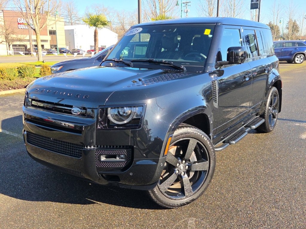 Used 2025 Land Rover Defender 110 X-Dynamic SE