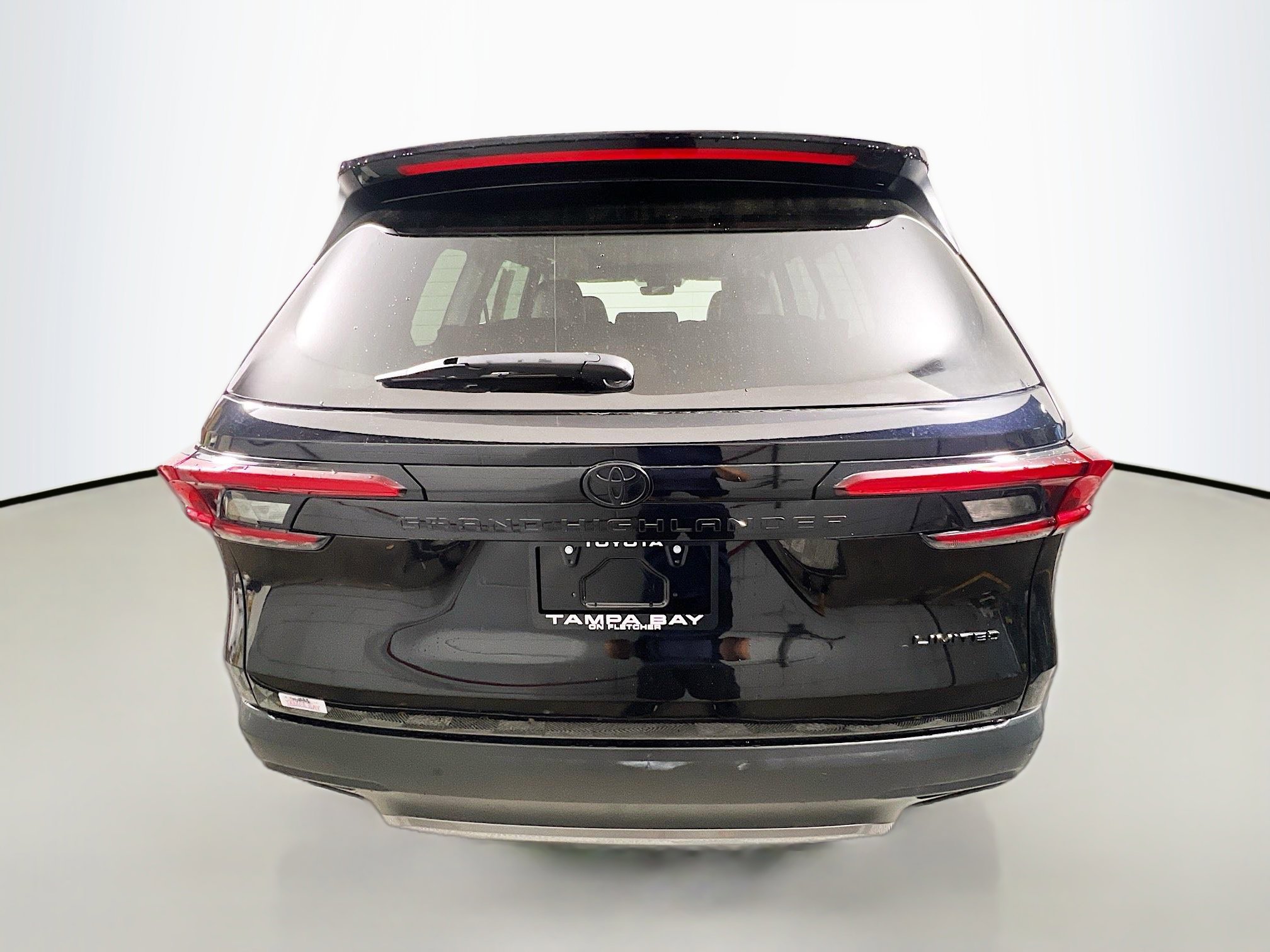 Used 2025 Toyota Grand Highlander AWD Hybrid image 6