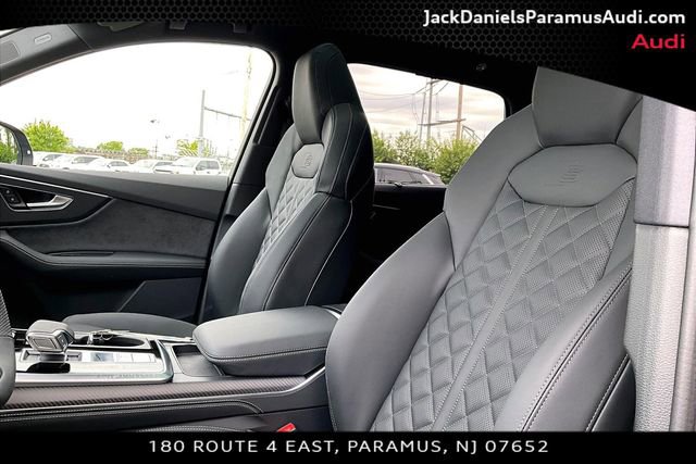 New 2026 Audi SQ7 Premium Plus AWD/4WD image 9
