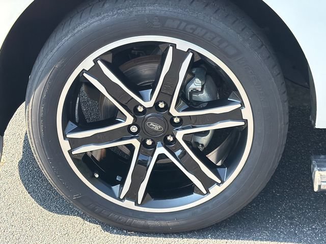 Used 2020 Ford Expedition Max Limited w/ Special Edition Package AWD/4WD image 13
