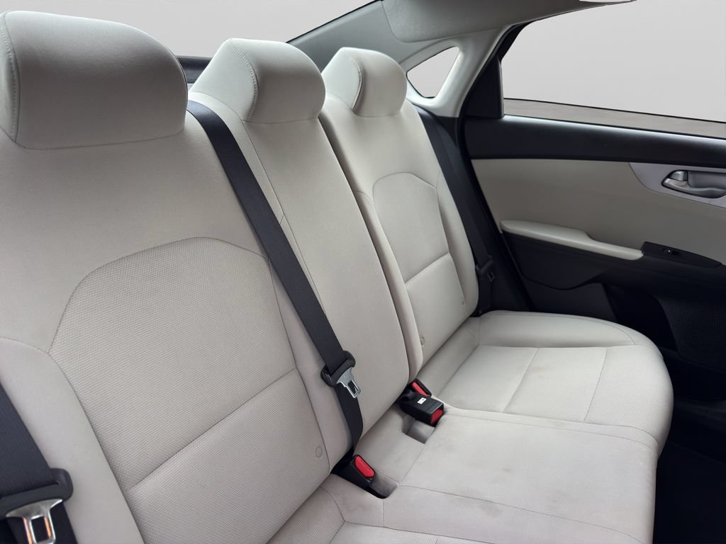 Used 2022 Kia Forte LXS FWD image 20