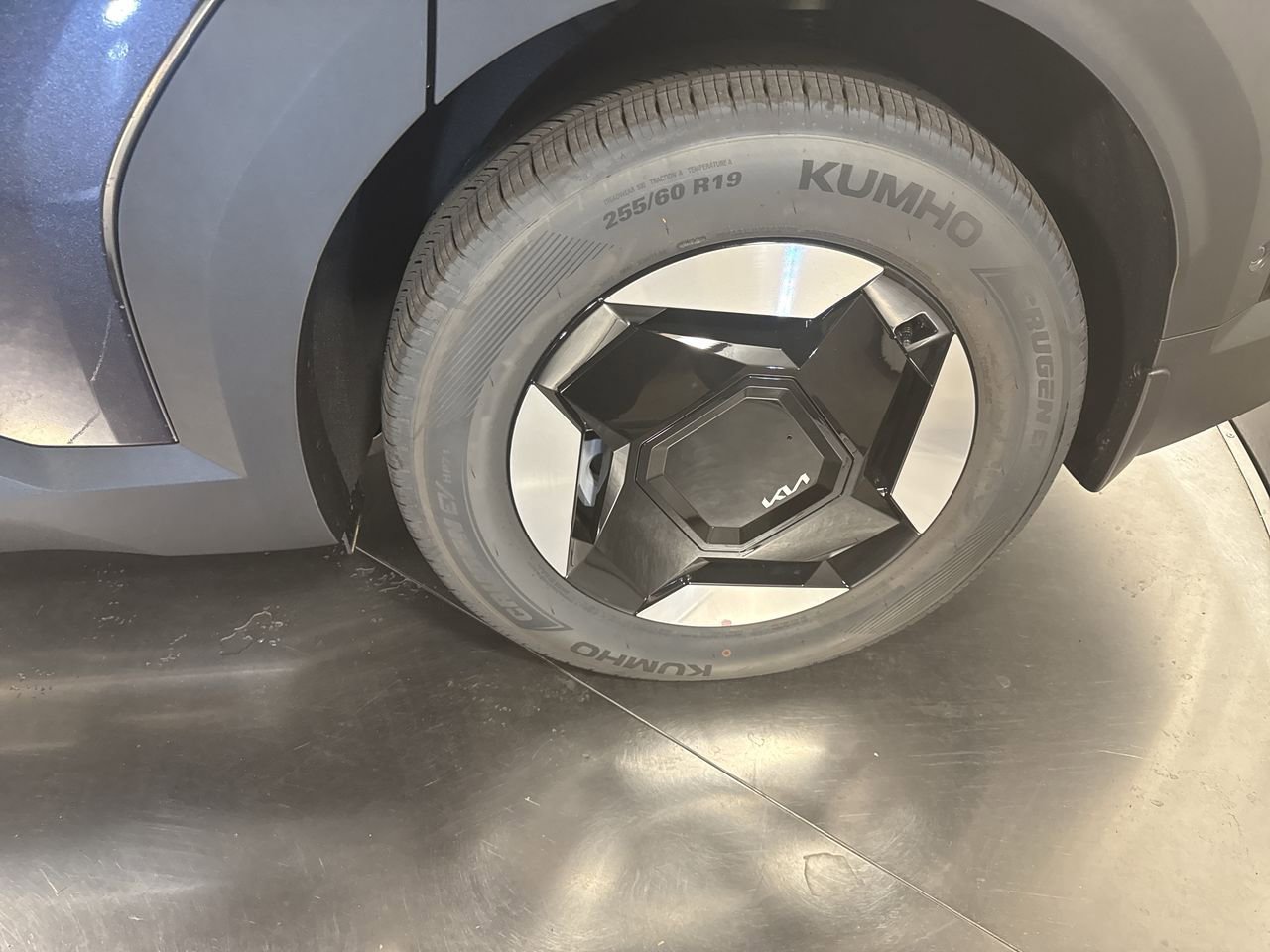 New 2026 Kia EV9 Wind image 12