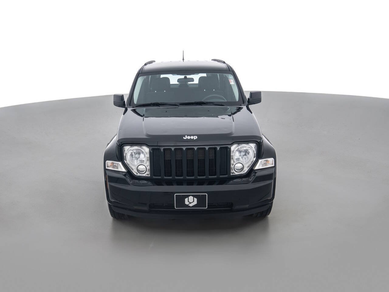 Used 2012 Jeep Liberty Sport AWD/4WD image 2