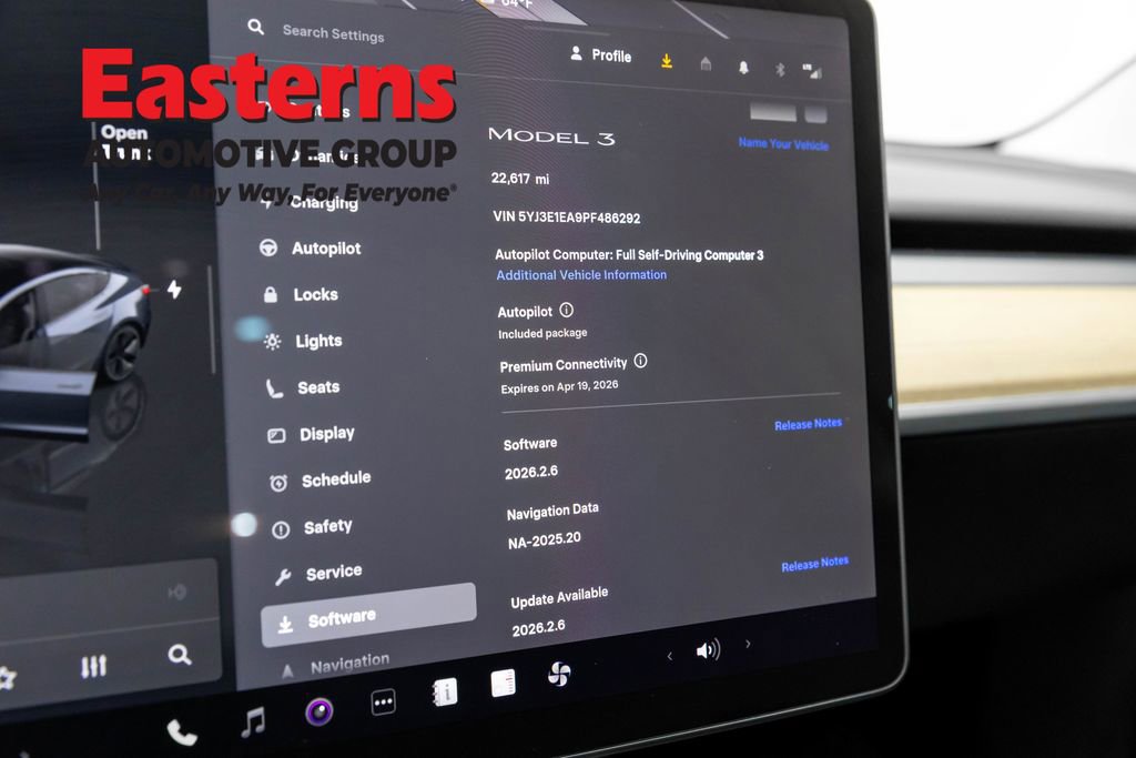 Used 2023 Tesla Model 3 Standard Range image 18