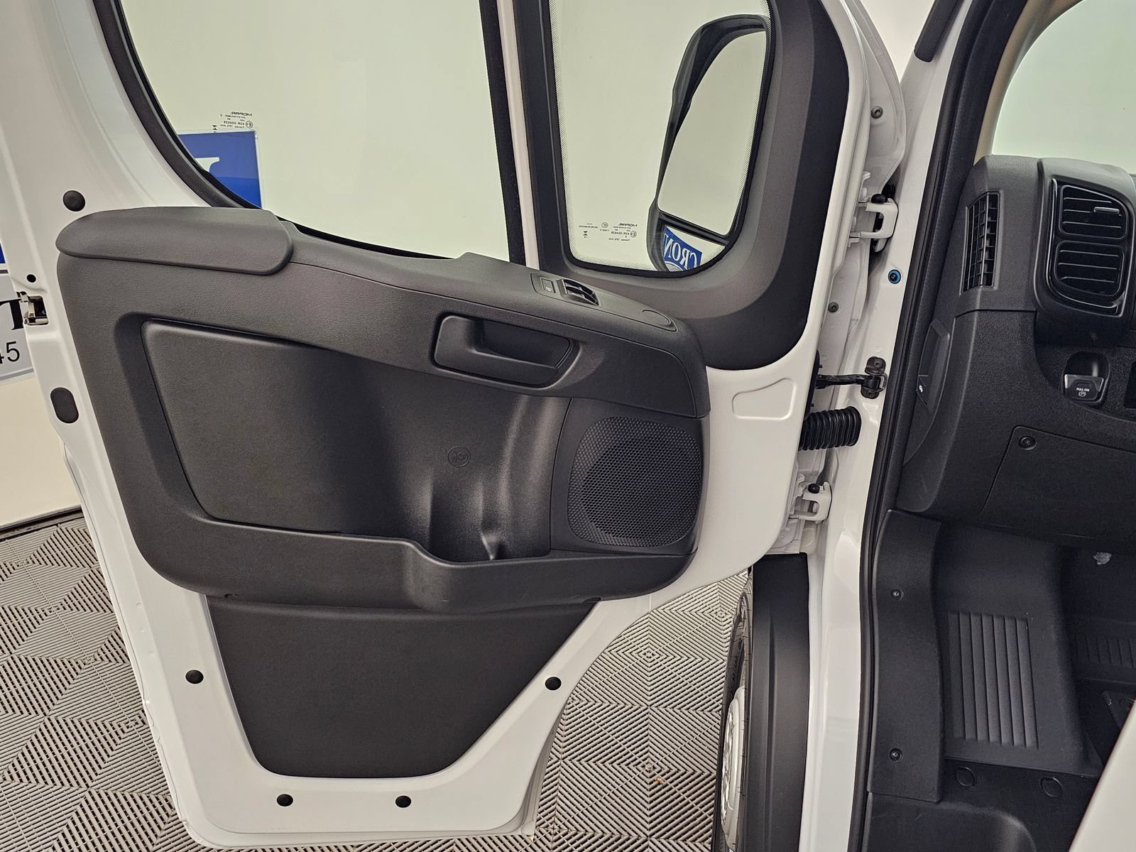 New 2026 RAM ProMaster 3500 FWD image 2