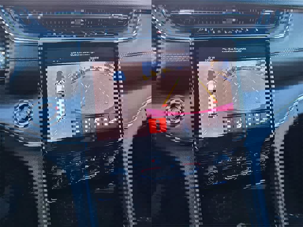 New 2025 Jeep Grand Cherokee Limited image 18