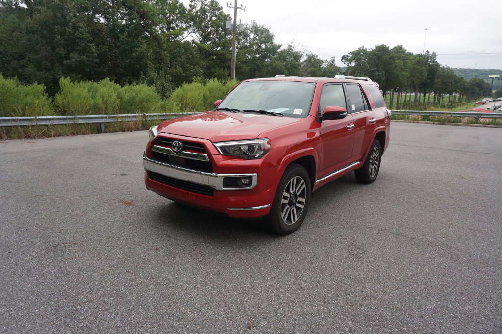 Used 2022 Toyota 4Runner Limited AWD/4WD image 25