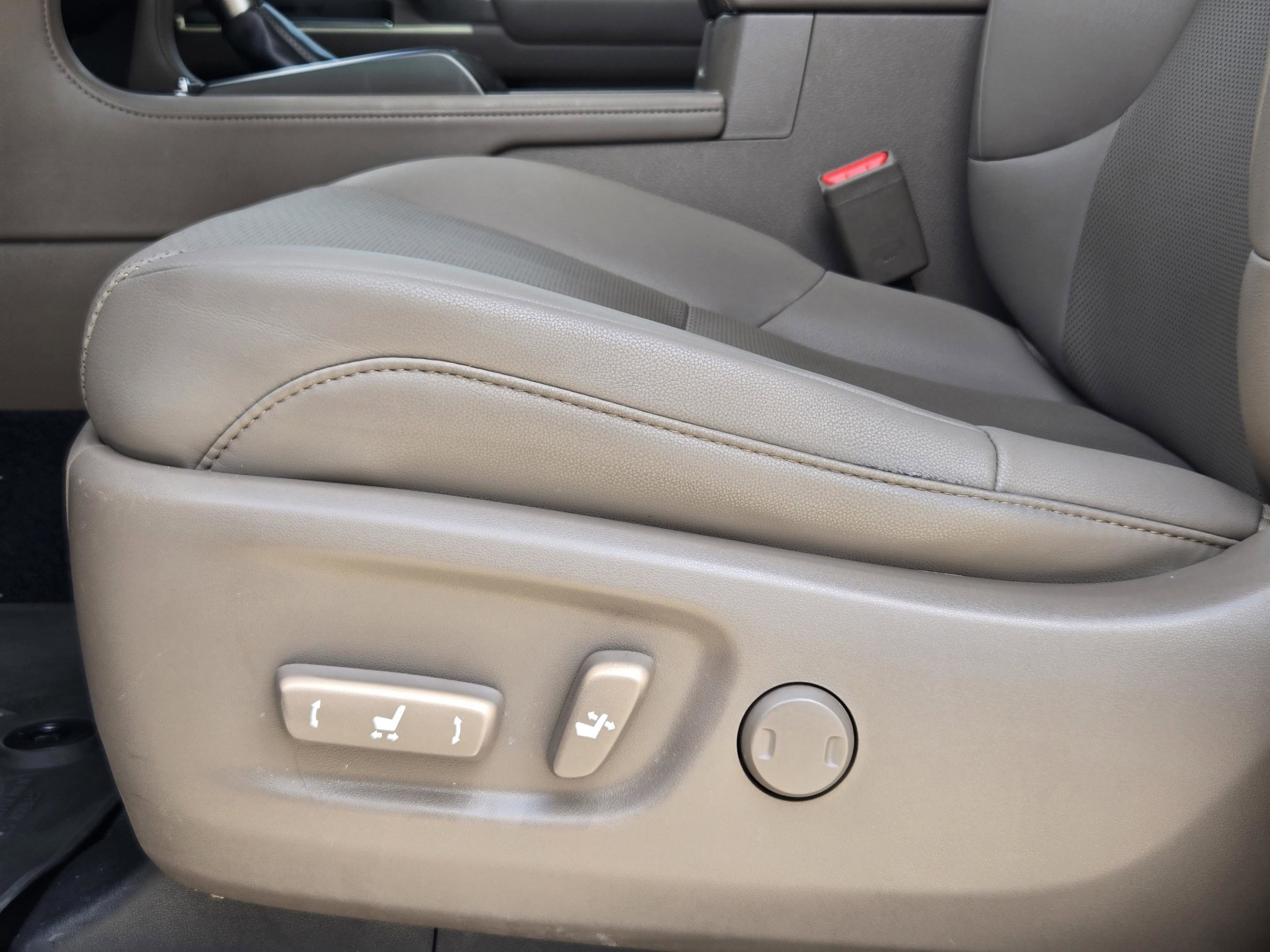 Used 2023 Lexus GX 460 Premium AWD/4WD image 23