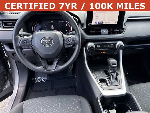 Used 2023 Toyota RAV4 XLE AWD/4WD image 17
