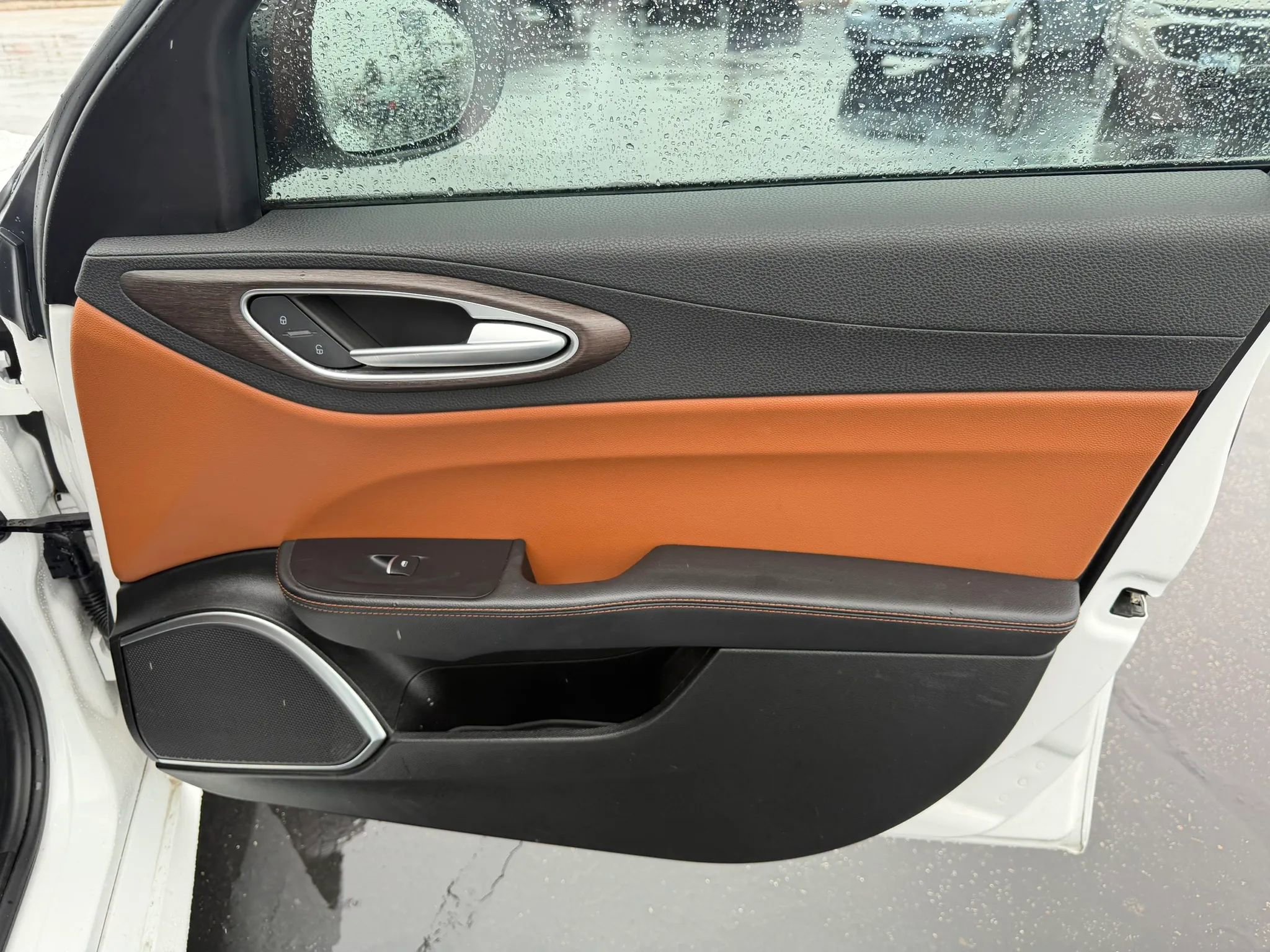 Used 2021 Alfa Romeo Giulia Ti w/ Nero Edizione RWD image 14