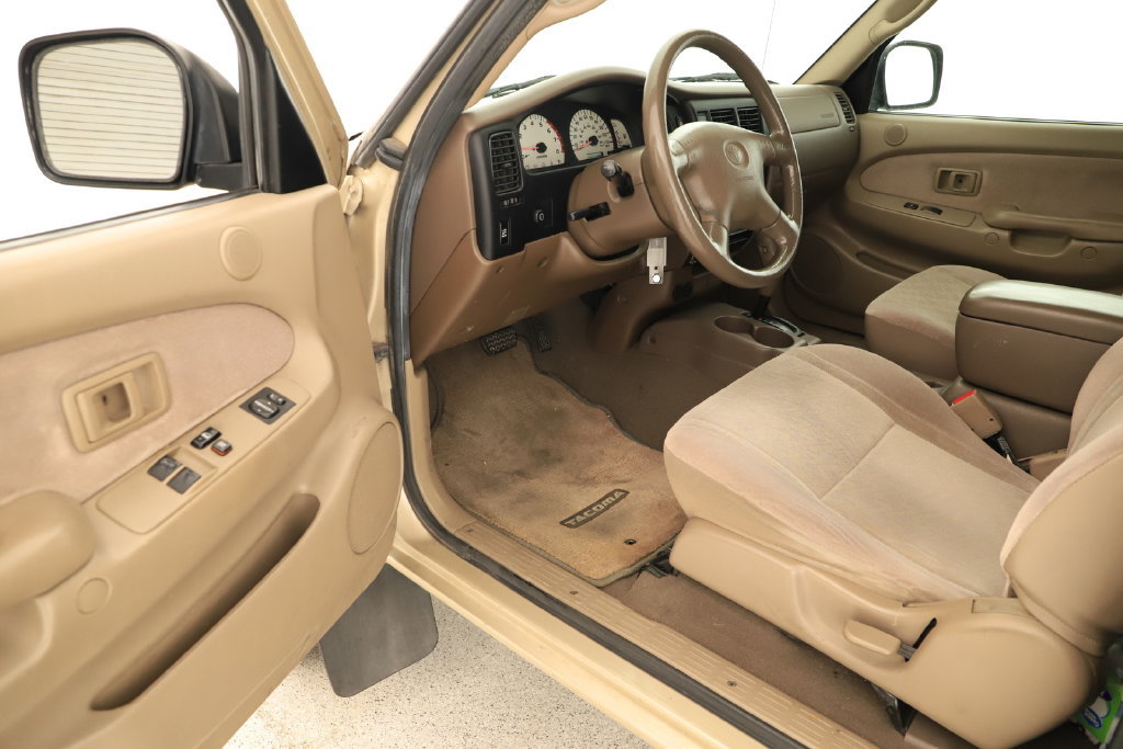 Used 2004 Toyota Tacoma PreRunner RWD image 14