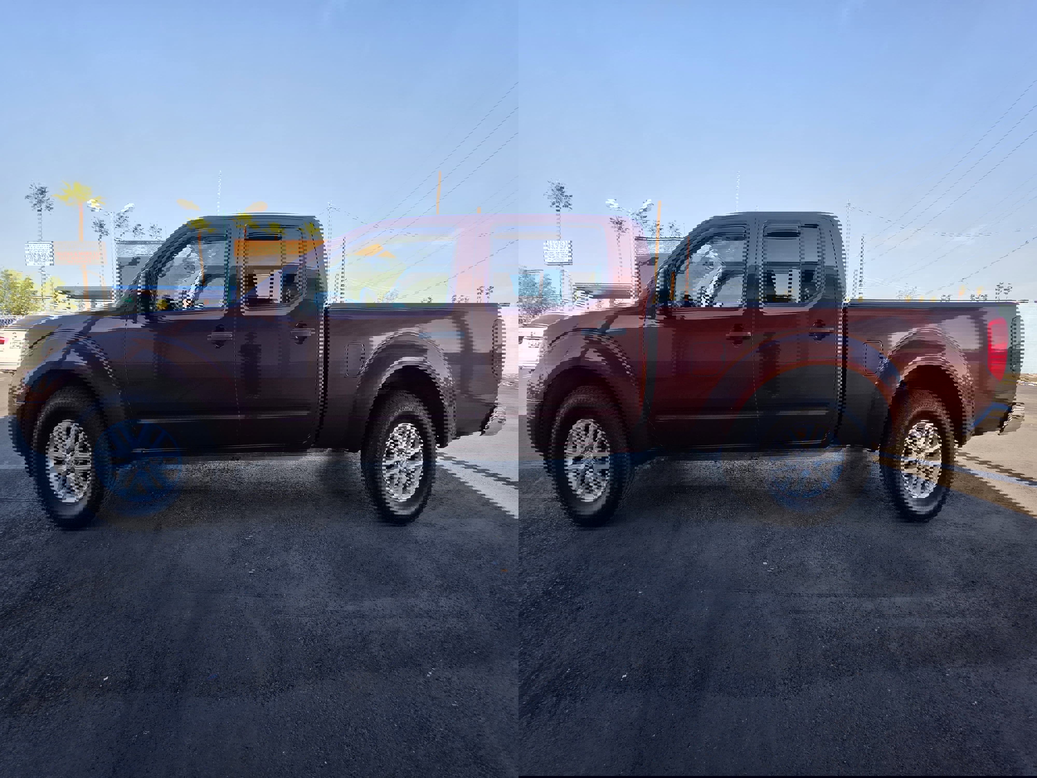 Used 2016 Nissan Frontier SV w/ SV Value Truck Package image 6