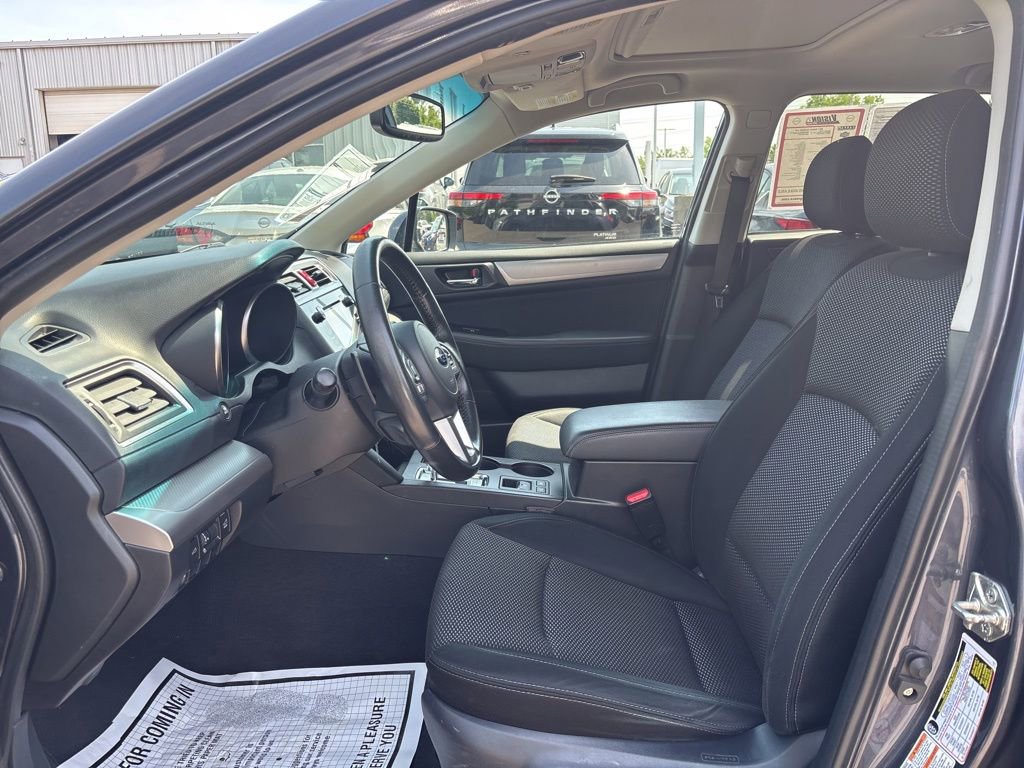 Used 2017 Subaru Outback 2.5i Premium AWD/4WD image 20